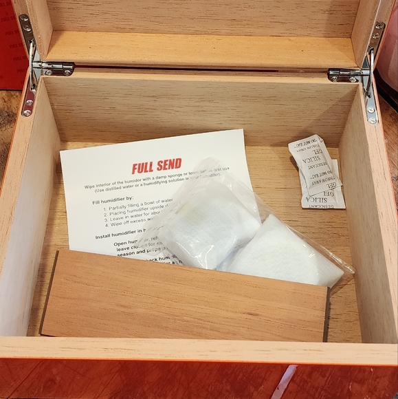 Cigar Humidor NELK BOYS Full Send Official Merch NIB 🎁🎁🎁 - Picture 6 of 6